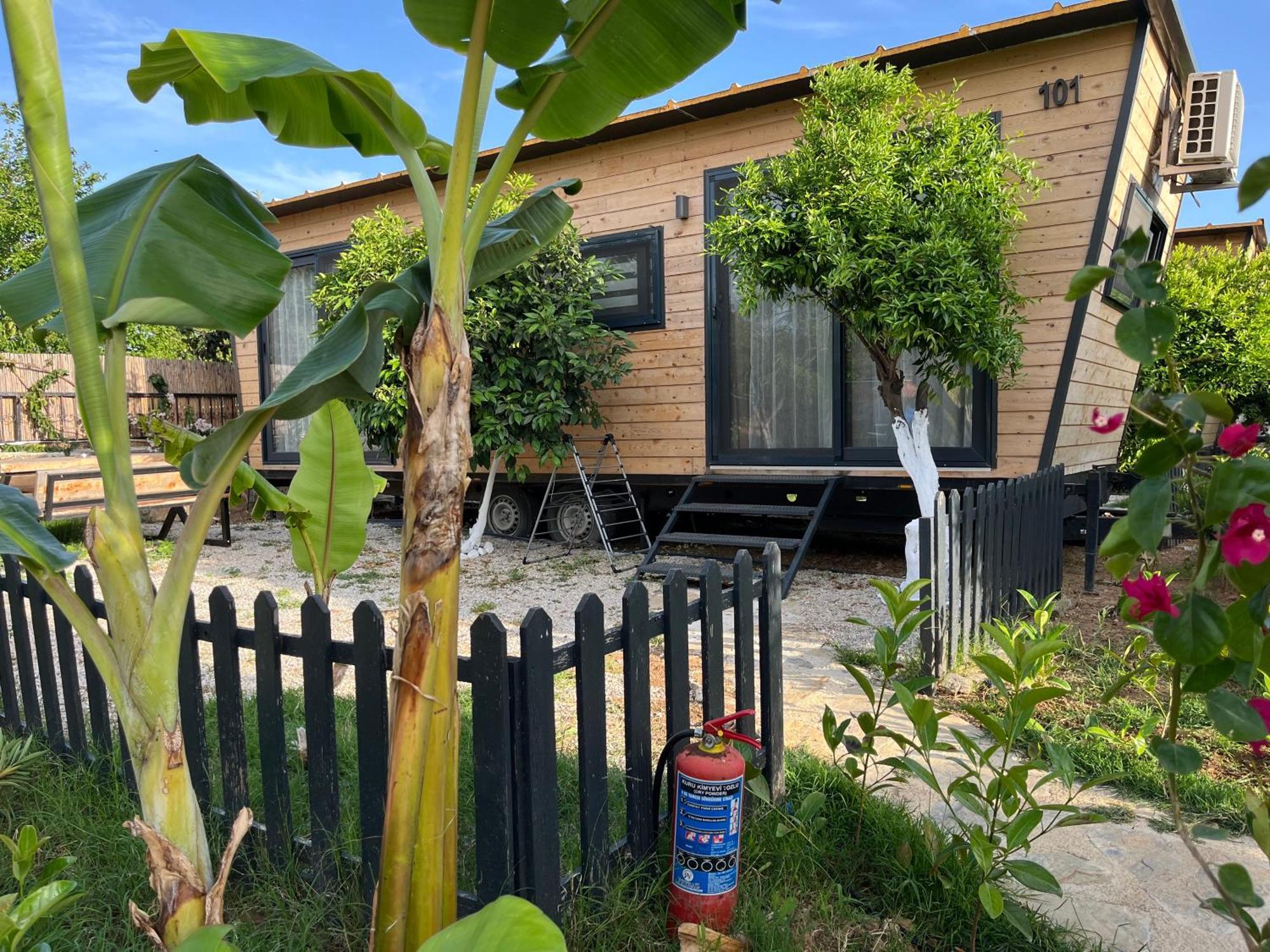 Gaia Tiny Houses Butik Hotel Бодрум Экстерьер фото